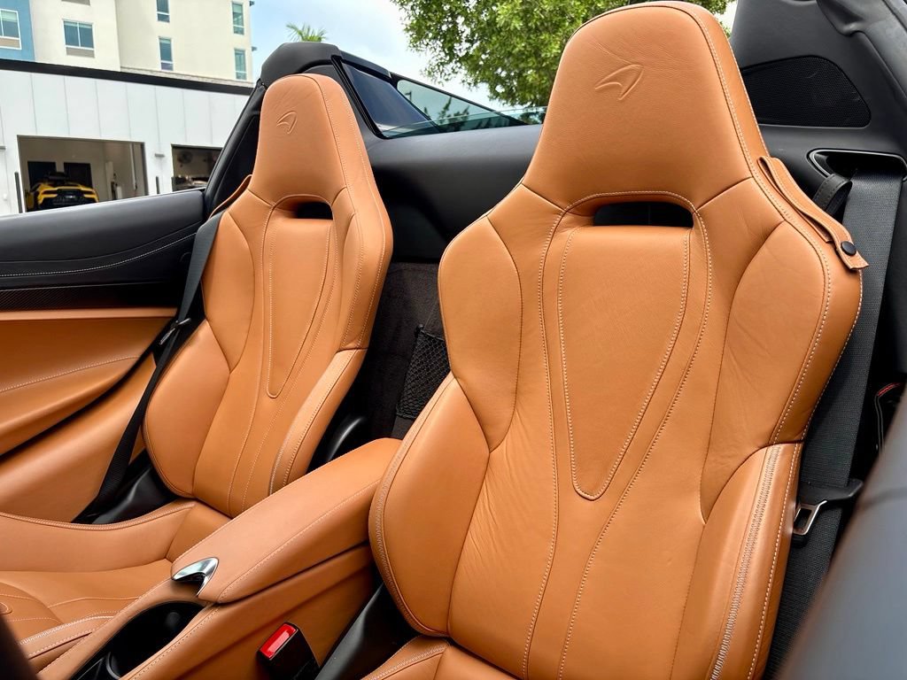 Used 2022 McLaren 720S Luxury photo 22