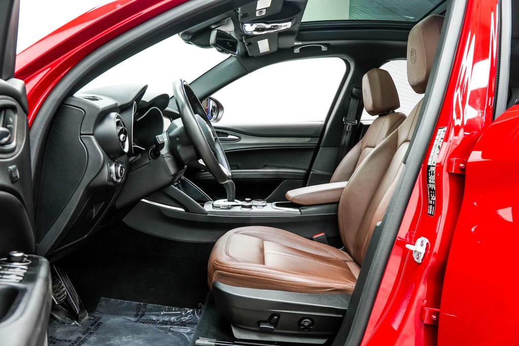 2023 Alfa Romeo Stelvio Ti