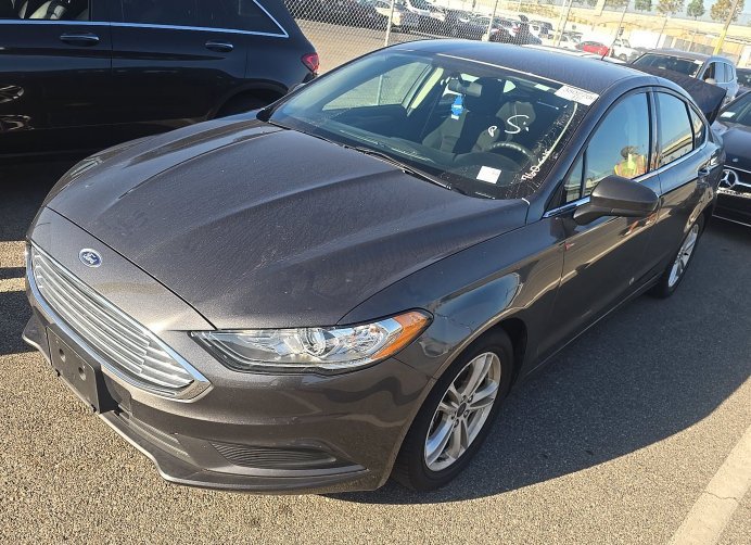 Used 2018 Ford Fusion SE w/ Fusion SE Technology Package