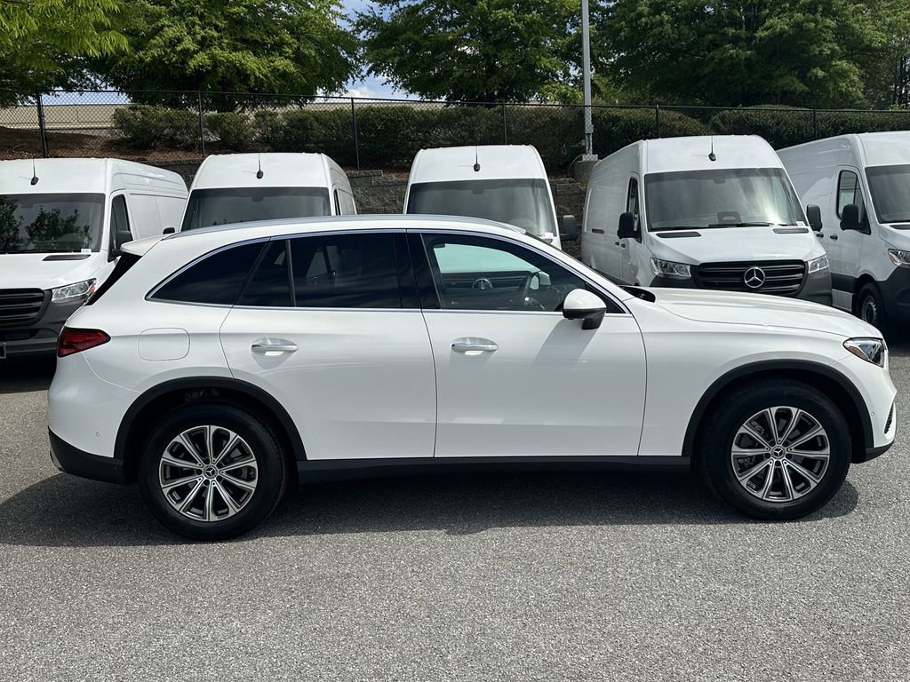 2025 Mercedes-Benz GLC 300 4MATIC