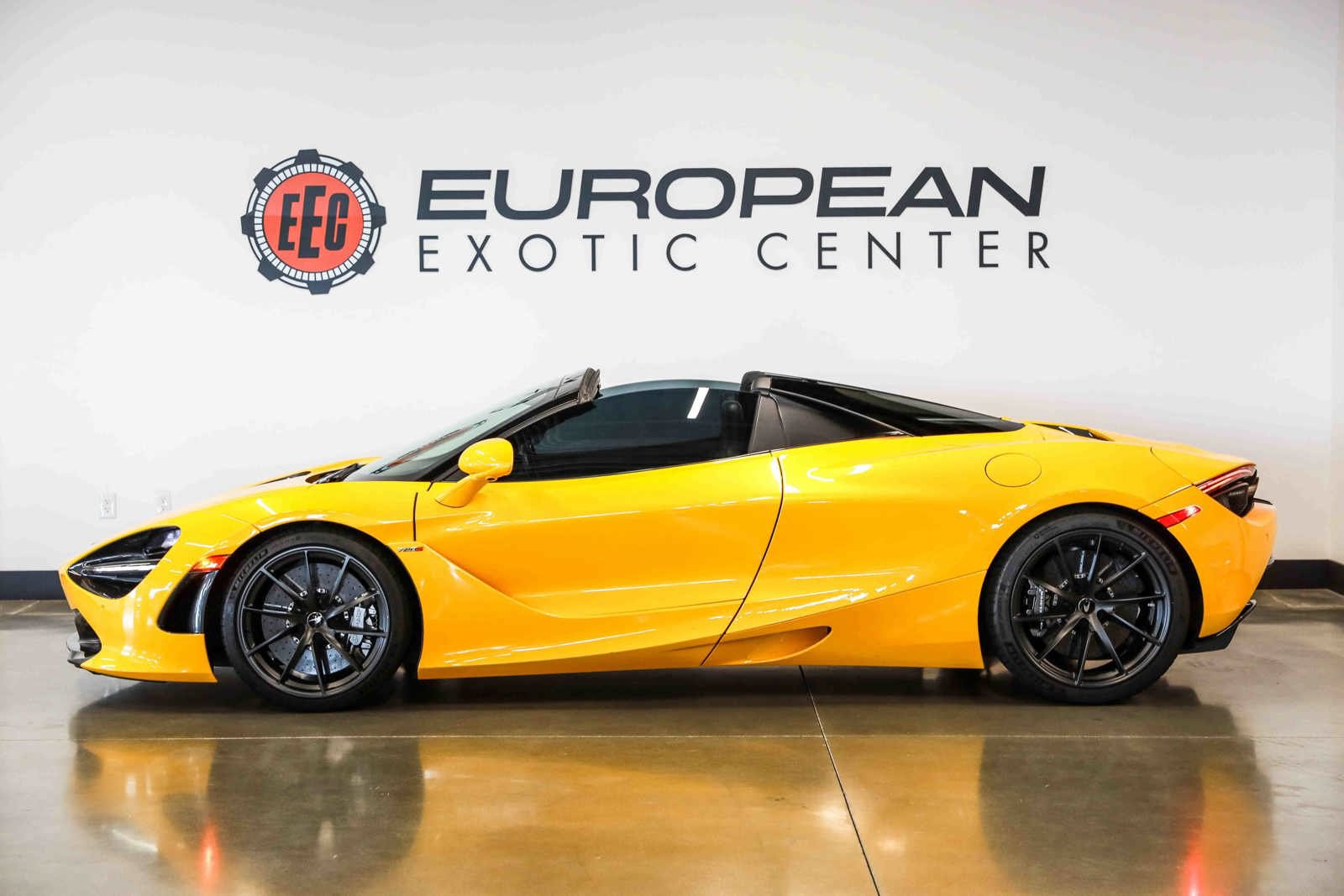 Used 2022 McLaren 720S Performance photo 10