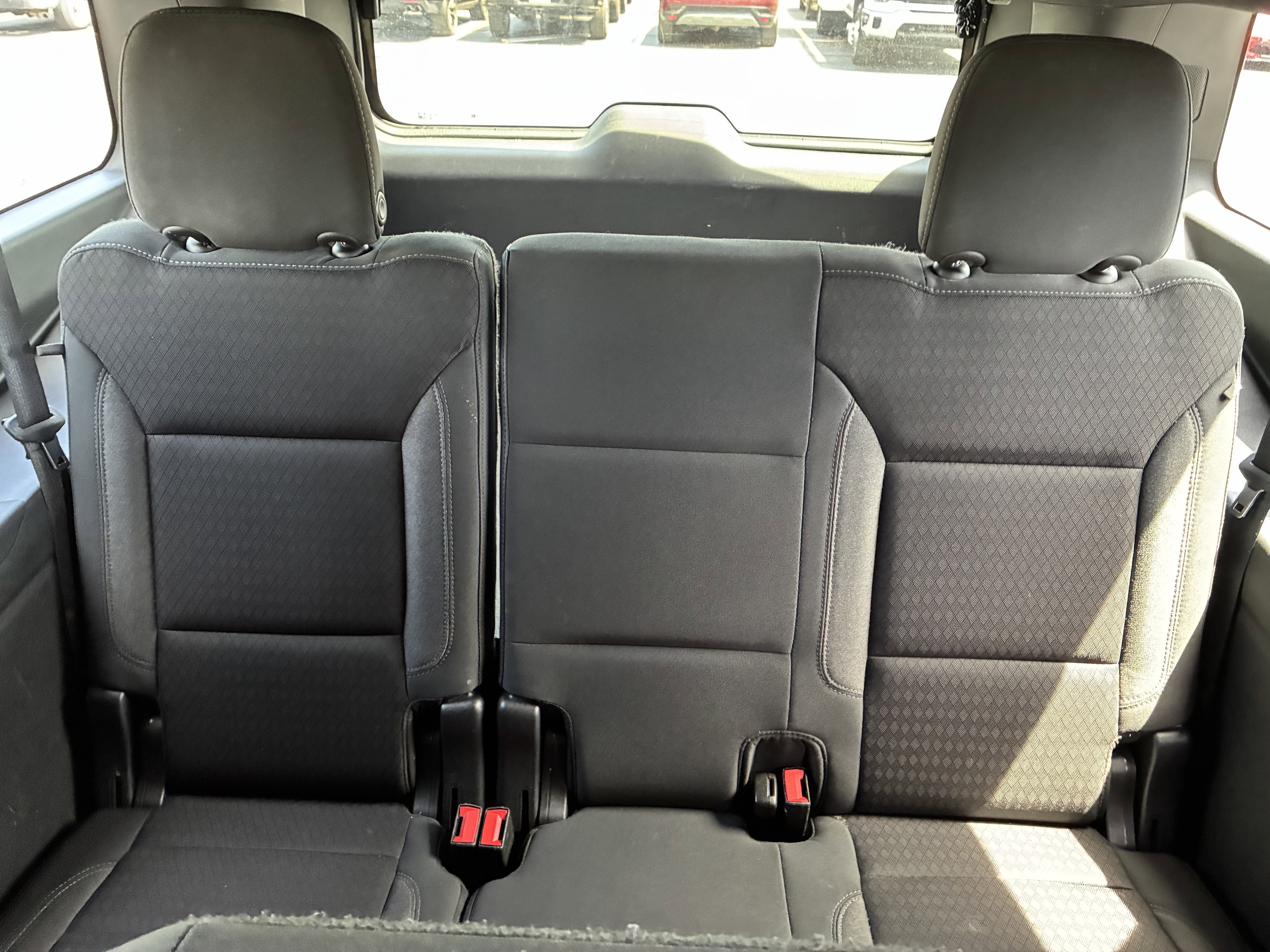 2022 Chevrolet Suburban LS