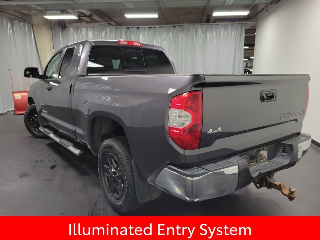 2017 Toyota Tundra SR5