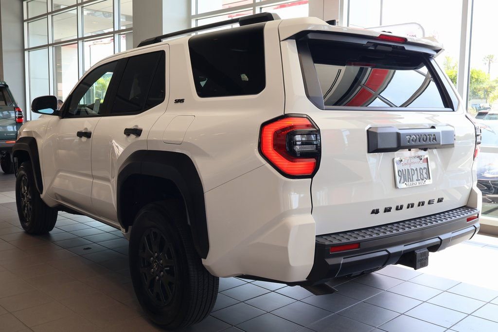 2025 Toyota 4Runner SR5