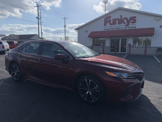 2018 Toyota Camry SE