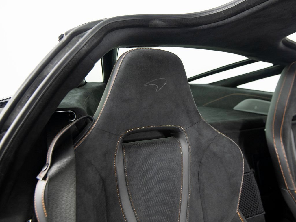 Used 2025 McLaren 750S photo 32
