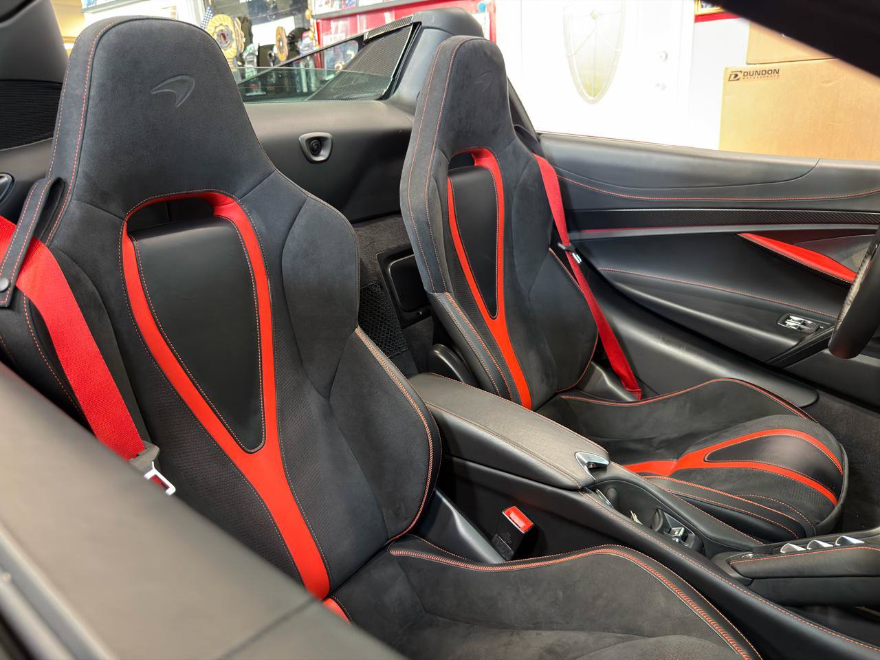 Used 2022 McLaren 720S Spider photo 34