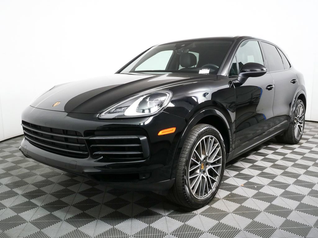 2023 Porsche Cayenne Platinum Edition