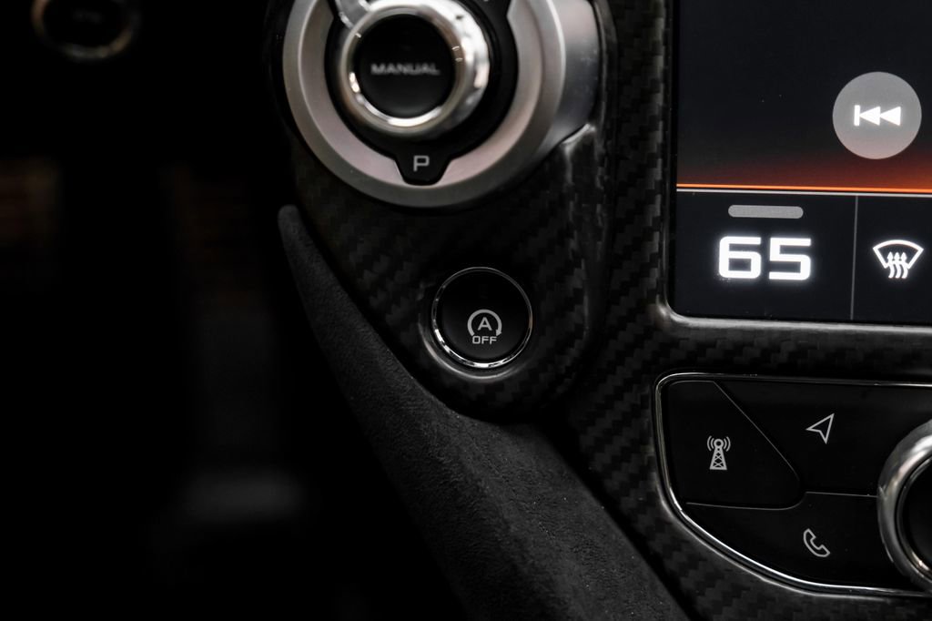 Used 2020 McLaren 720S Performance photo 22