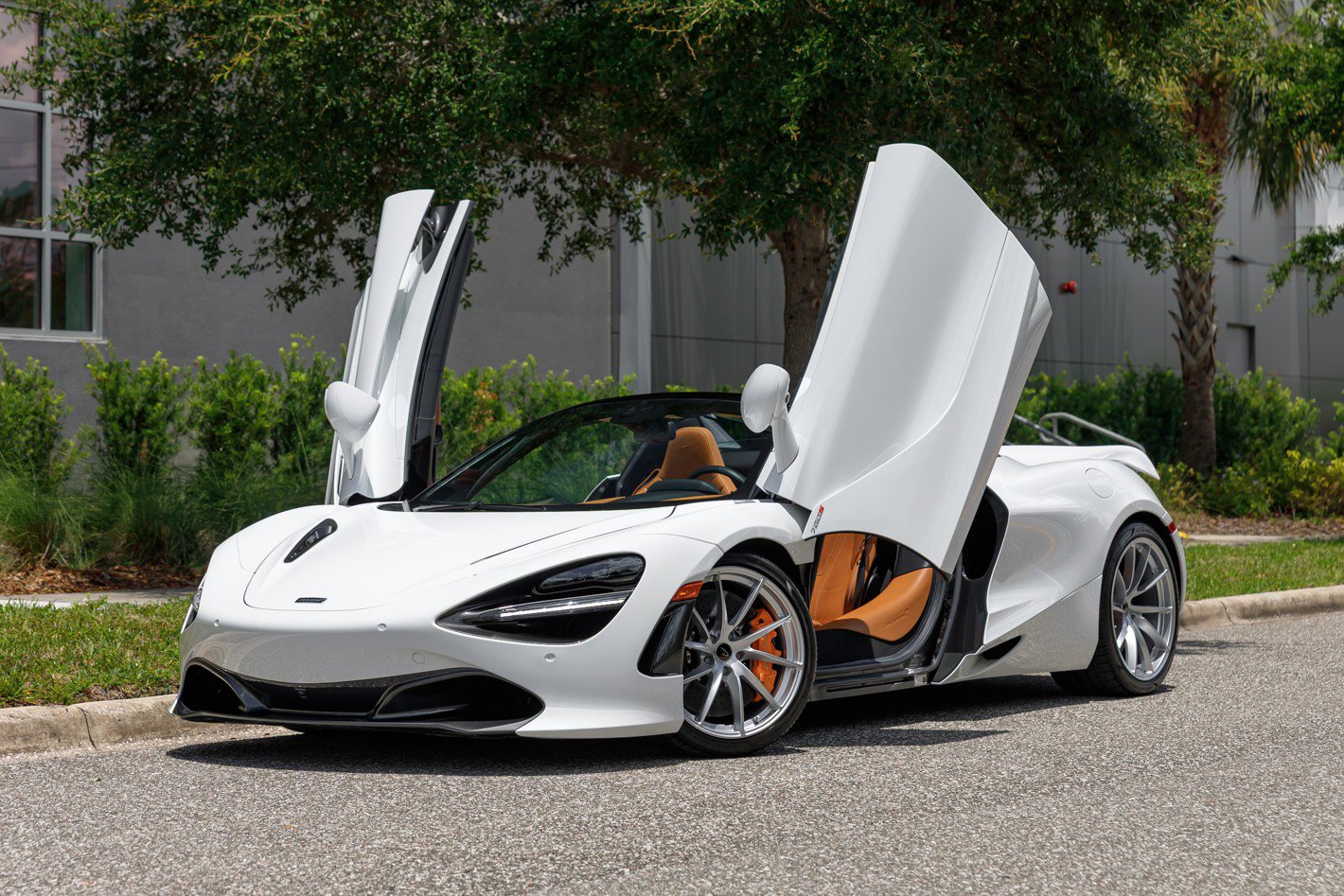 Used 2020 McLaren 720S Spider photo 36