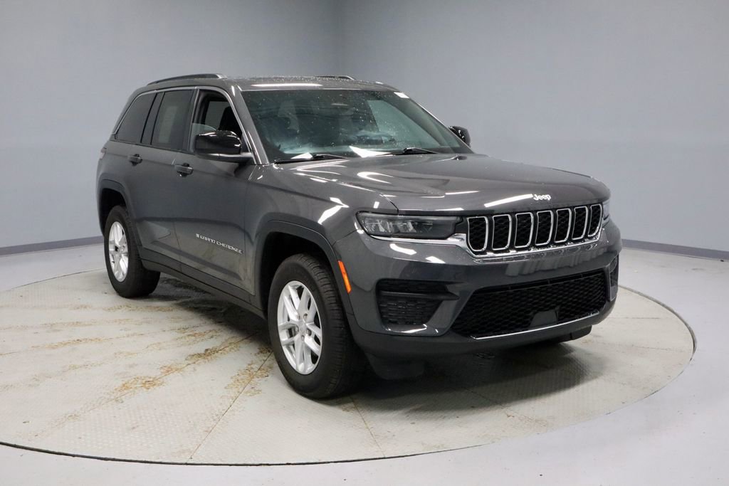 Used 2024 Jeep Grand Cherokee Laredo X w/ Luxury Tech Group I