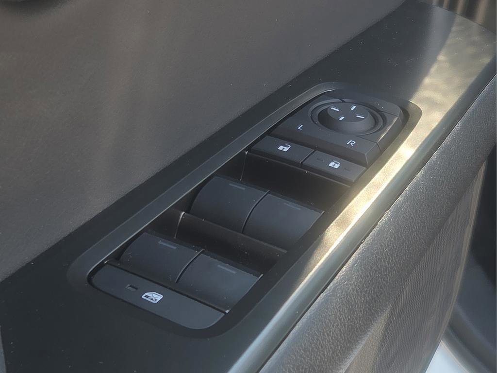 2026 Lexus UX 300h FWD