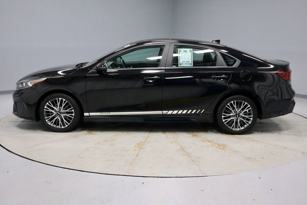 2023 Kia Forte GT-Line