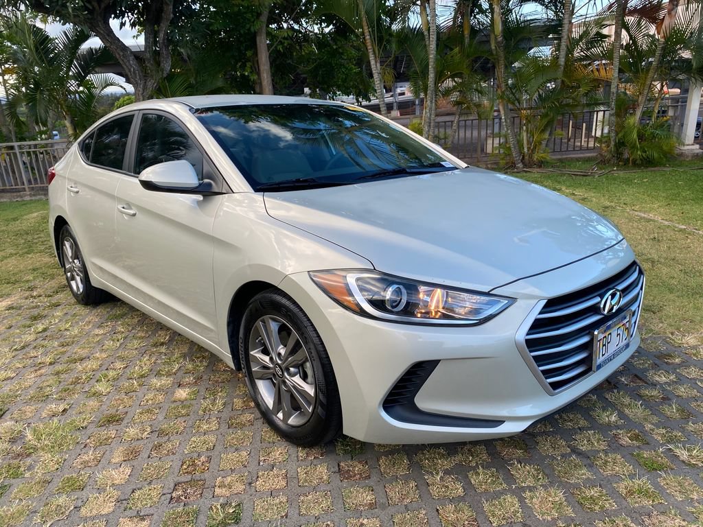 Used 2017 Hyundai Elantra SE