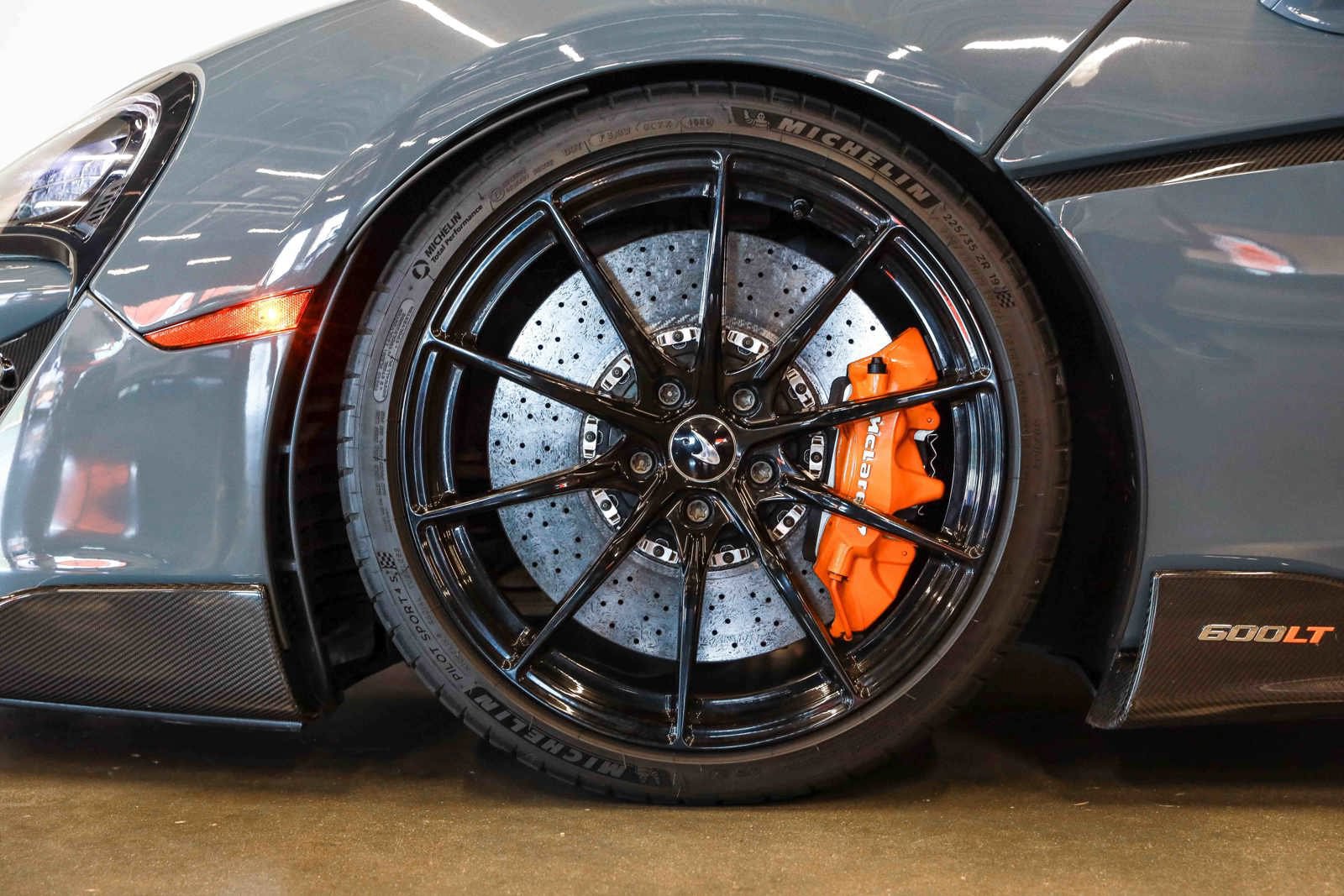 Used 2019 McLaren 600LT photo 21