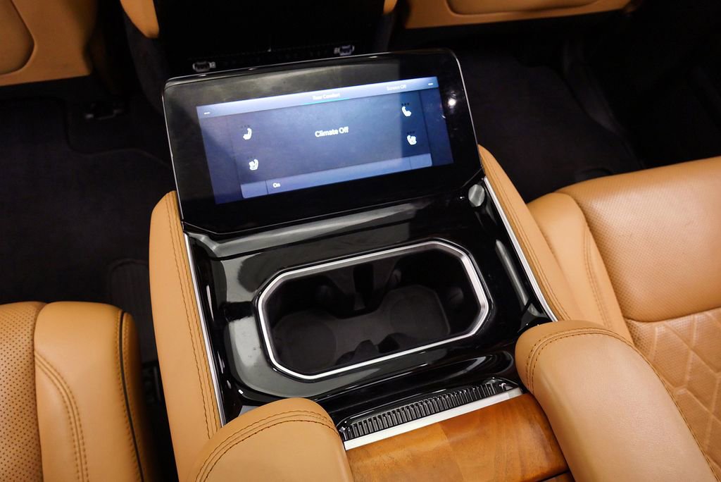 2022 Jeep Grand Wagoneer Series III