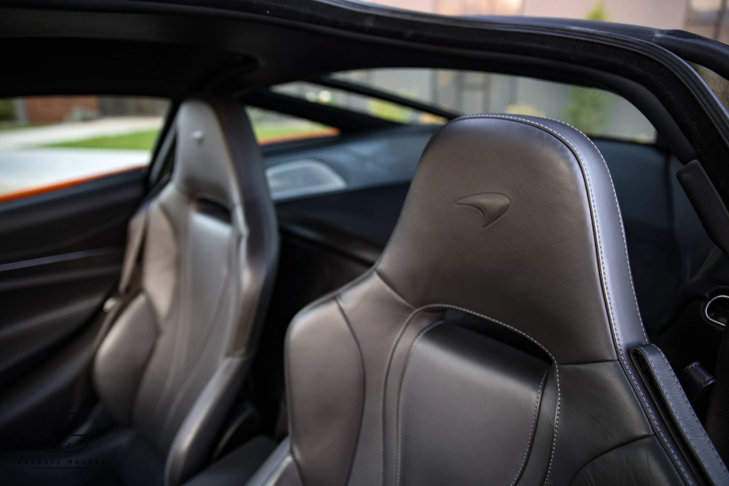 Used 2018 McLaren 720S photo 32