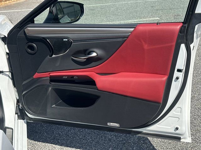 2024 Lexus ES 300h F Sport