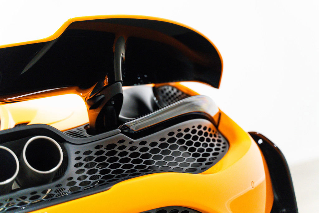 Used 2022 McLaren 765LT photo 6