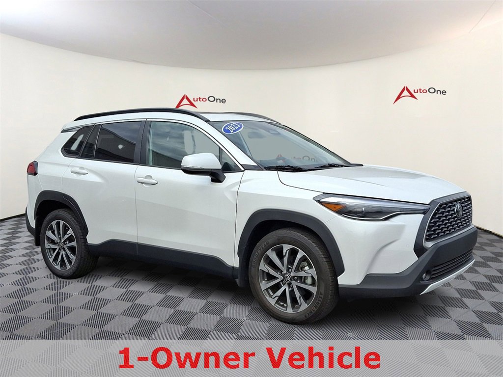 2023 Toyota Corolla Cross XLE