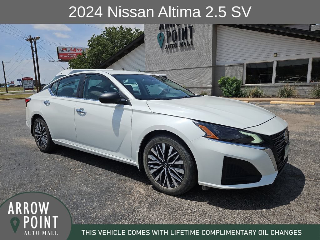 Used 2024 Nissan Altima 2.5 SV