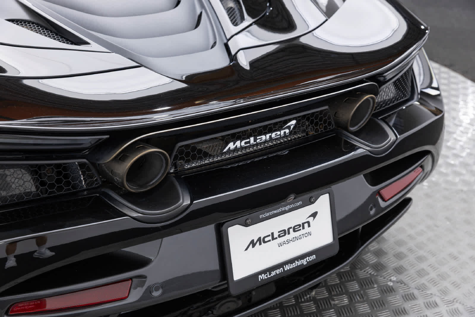 Used 2022 McLaren 720S Spider photo 44