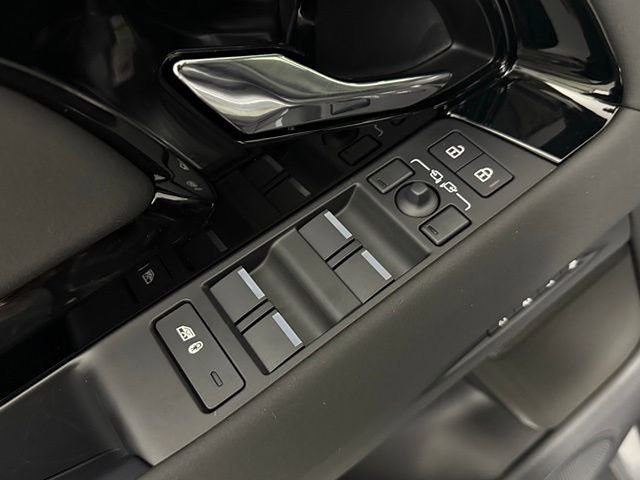 2026 Land Rover Range Rover Evoque S