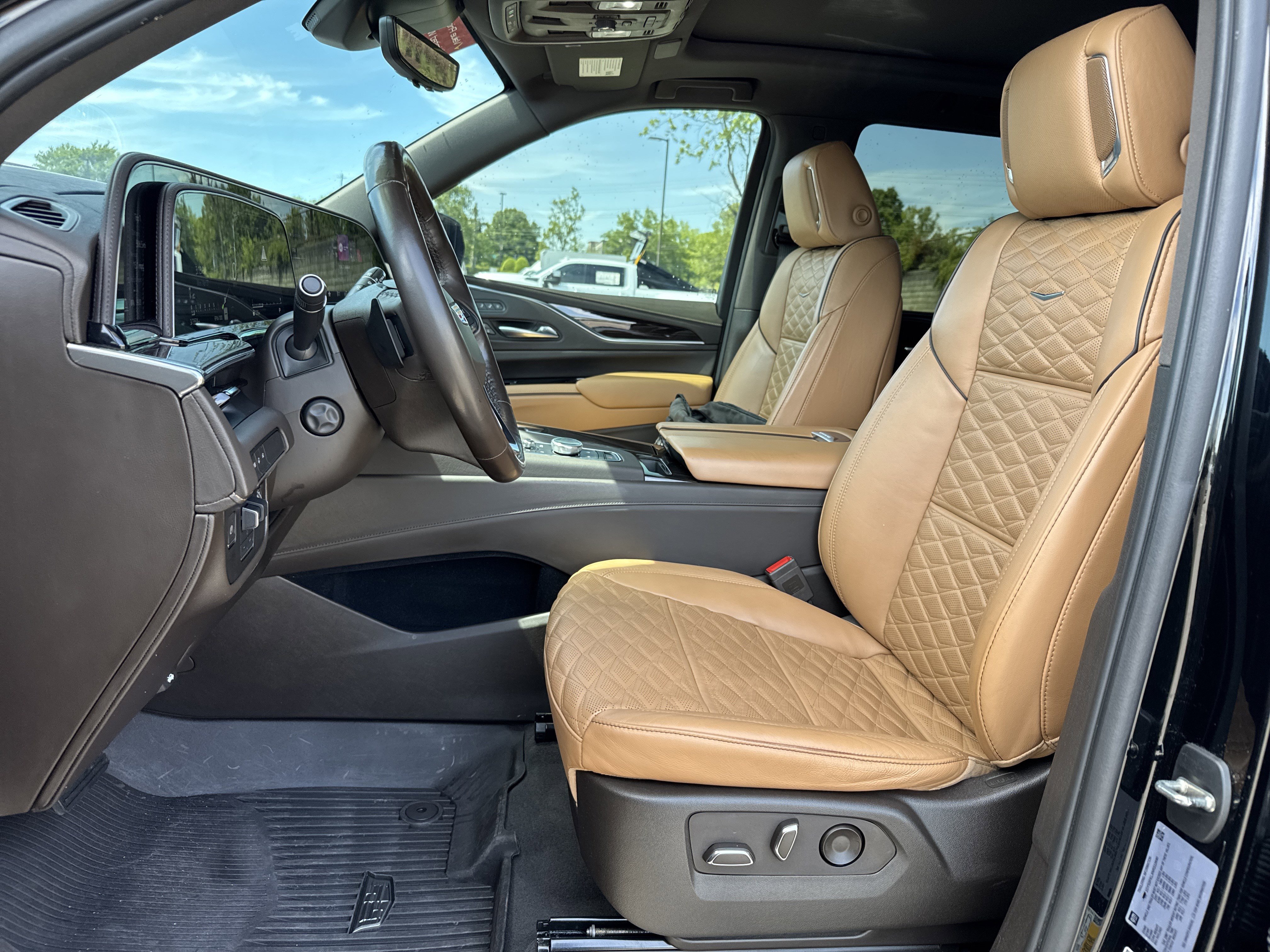 2022 Cadillac Escalade Sport