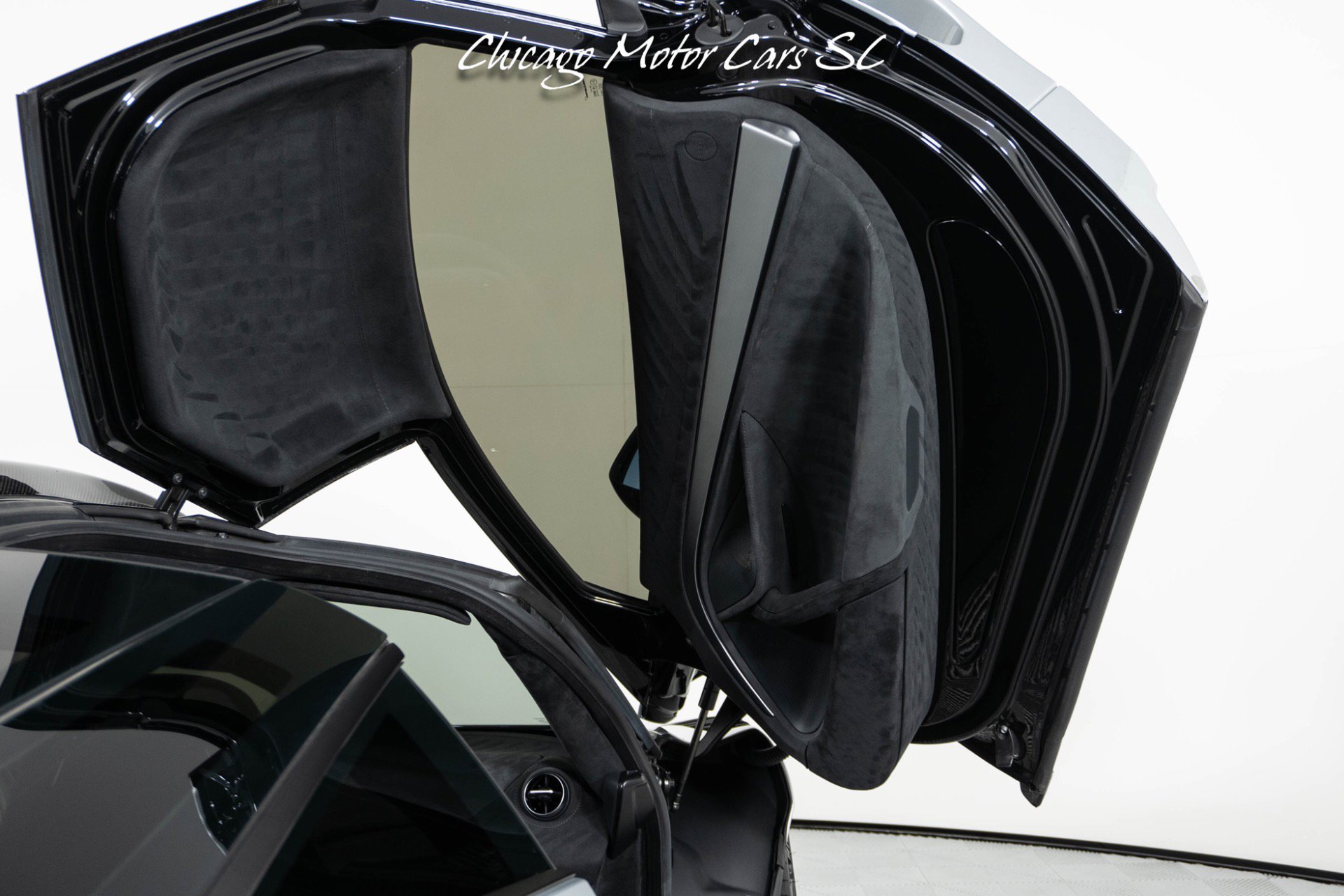 Used 2019 McLaren 720S photo 57
