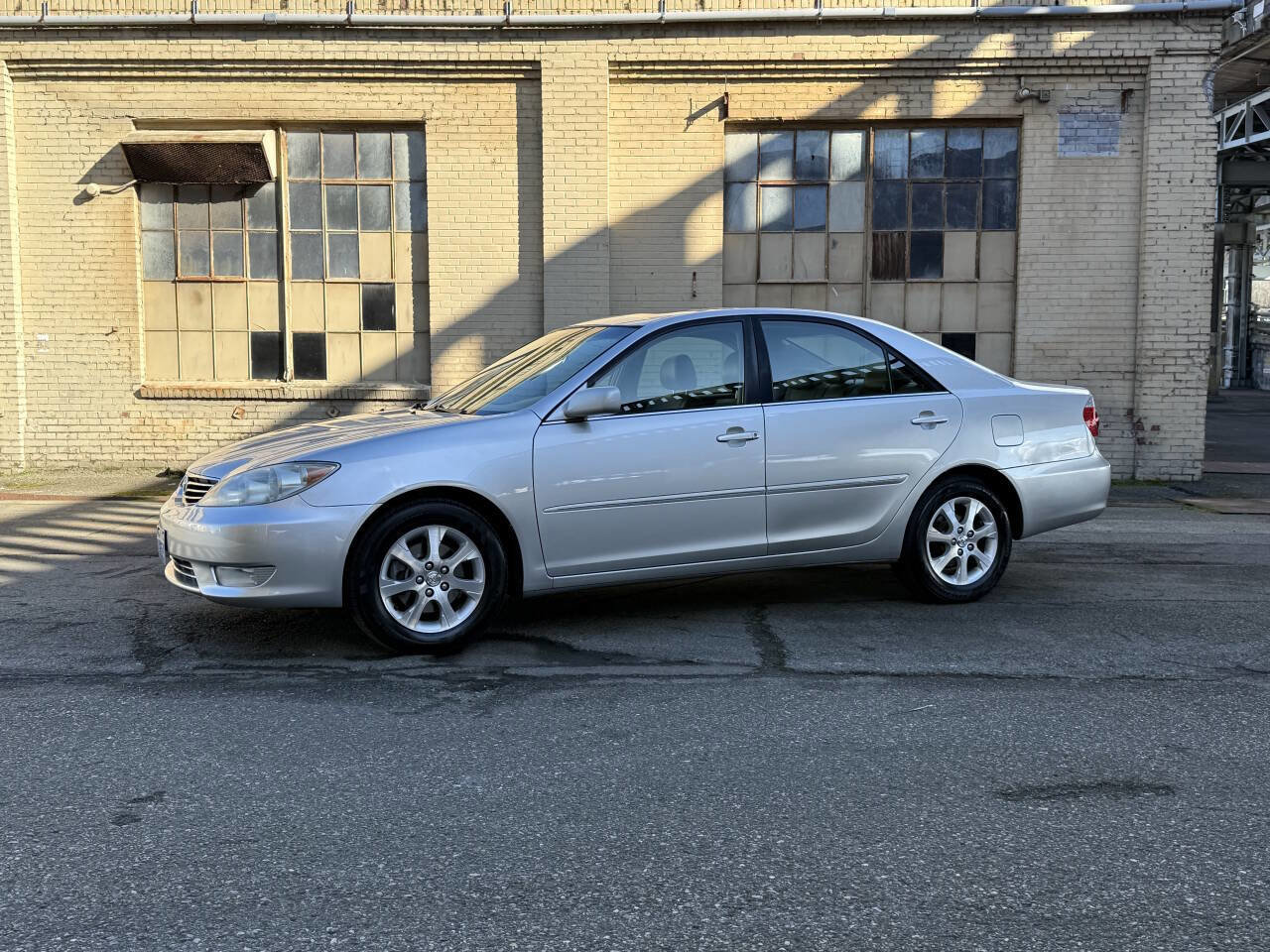 2005 Toyota Camry XLE