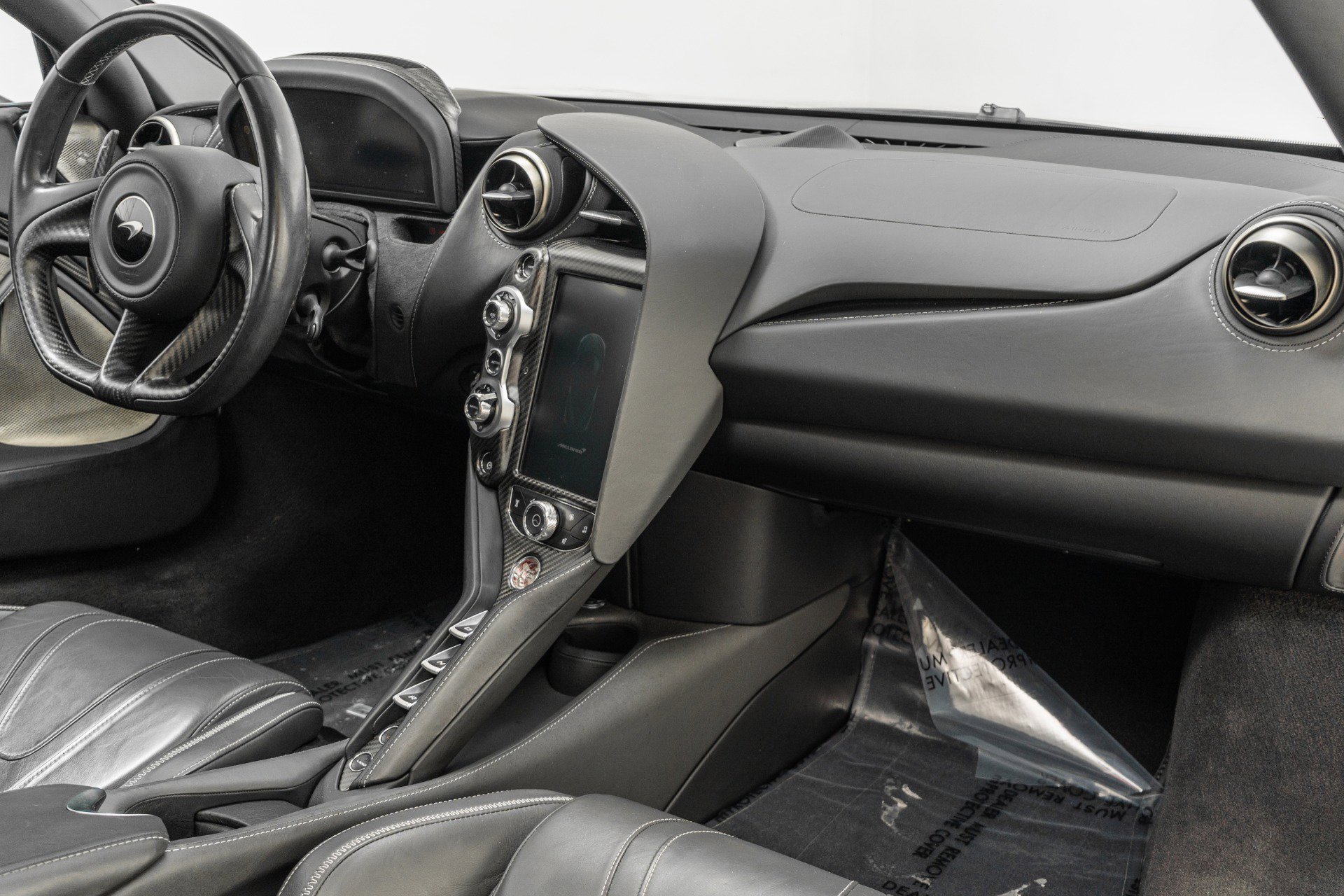 Used 2019 McLaren 720S Luxury photo 13