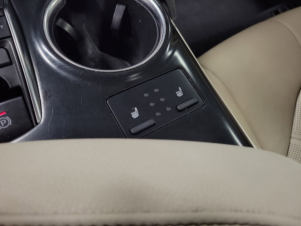 2019 Toyota Camry XLE