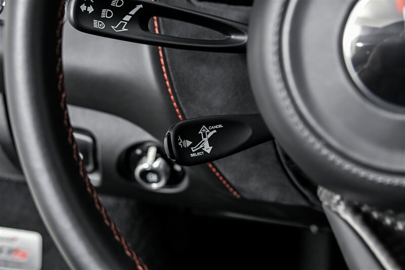 Used 2018 McLaren 720S Performance photo 27