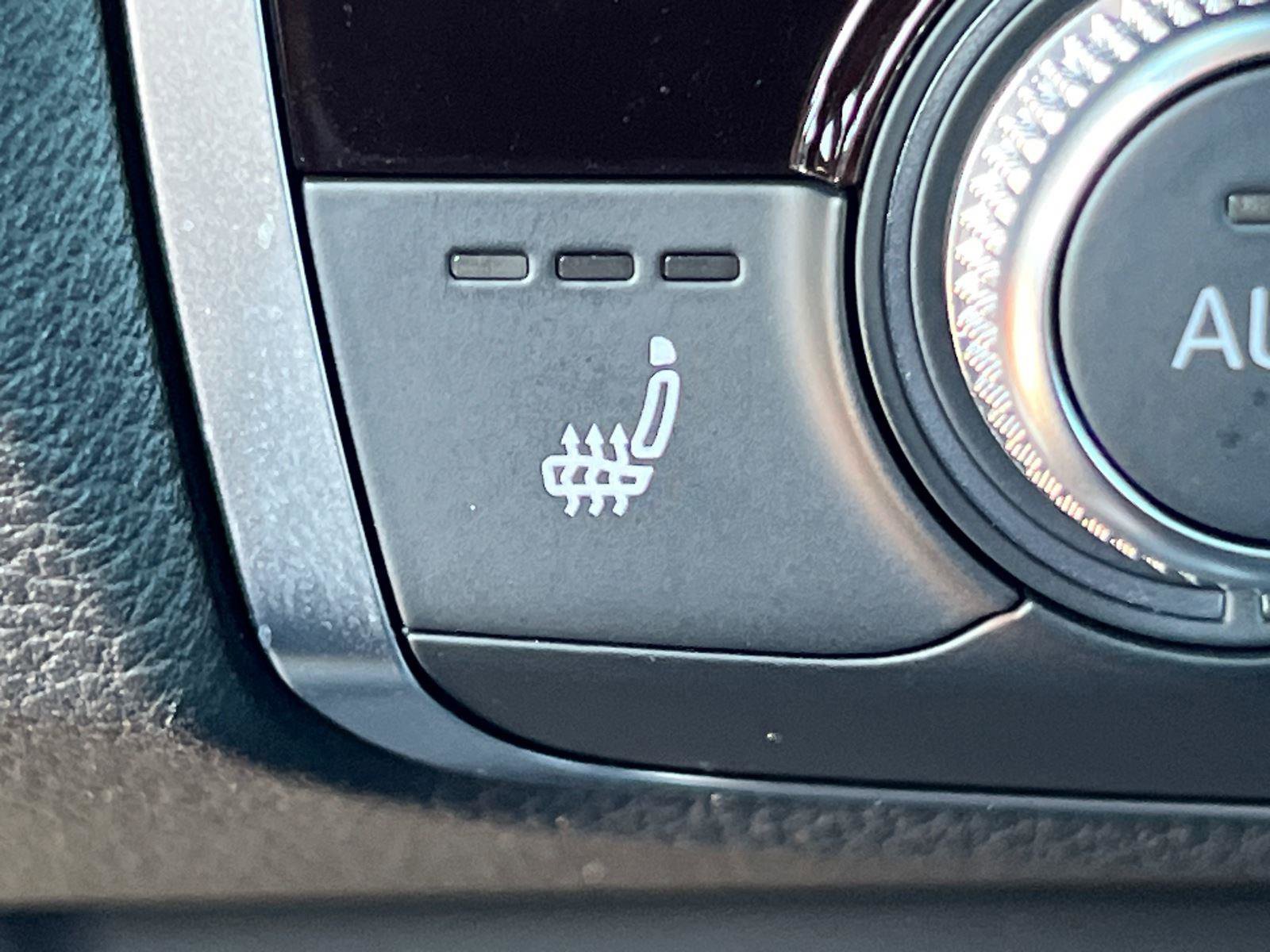 2025 Audi Q3 2.0T Premium