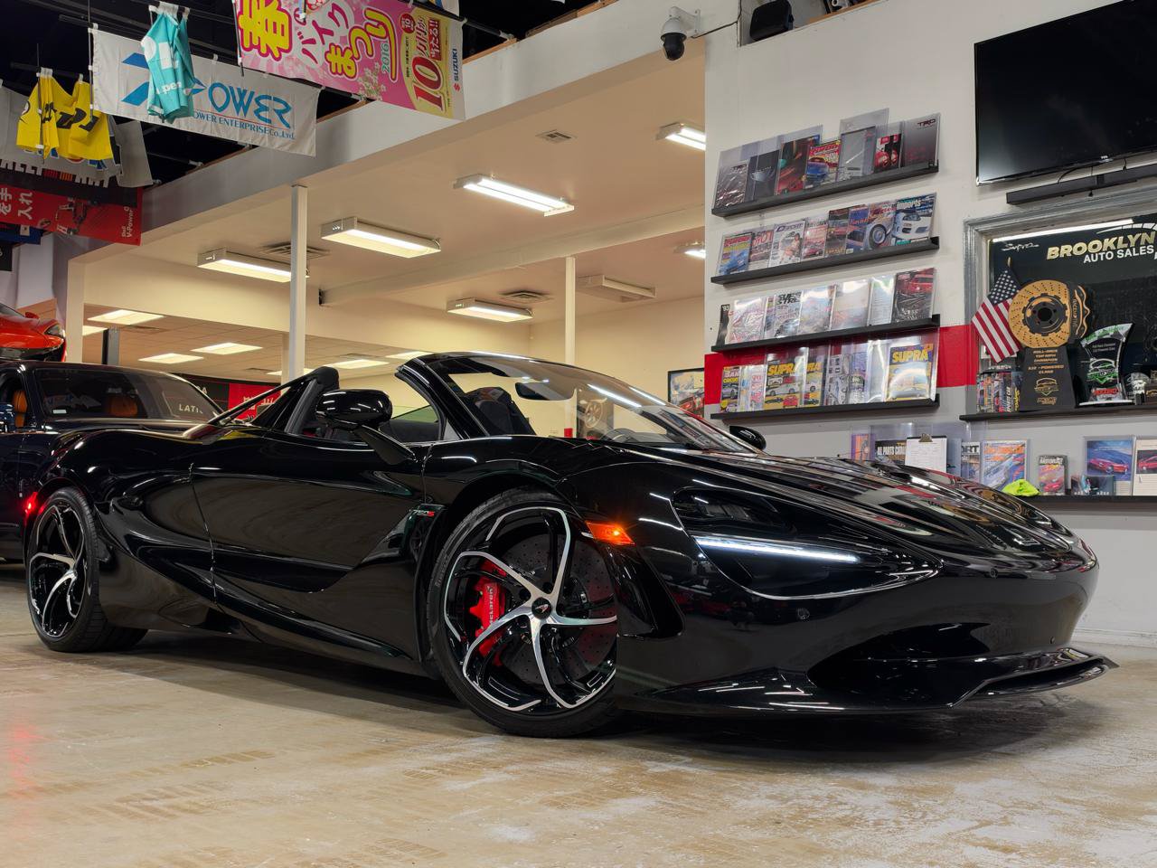 Used 2024 McLaren 750S Spider 1