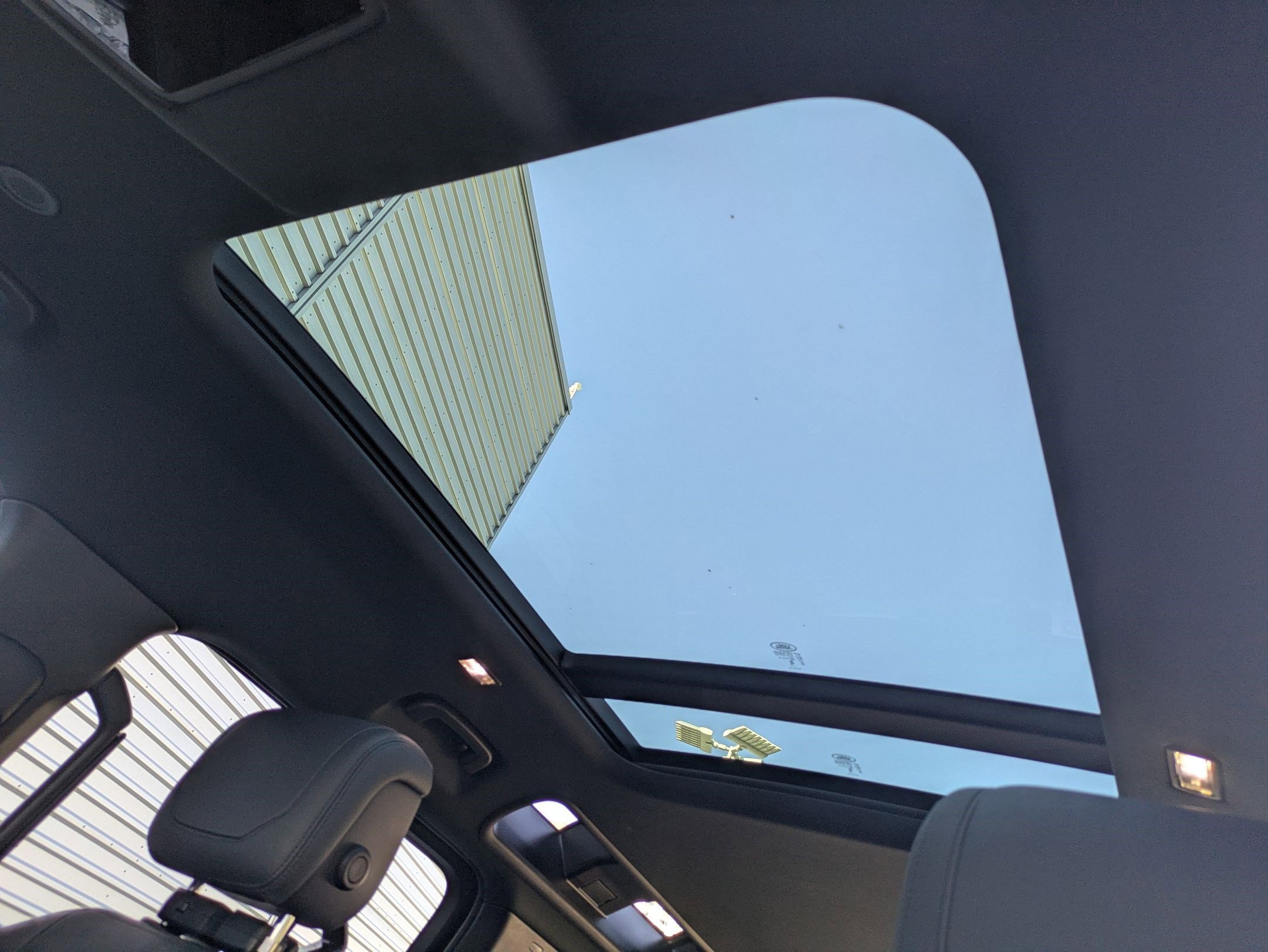 2024 Land Rover Defender 110 Carpathian Edition