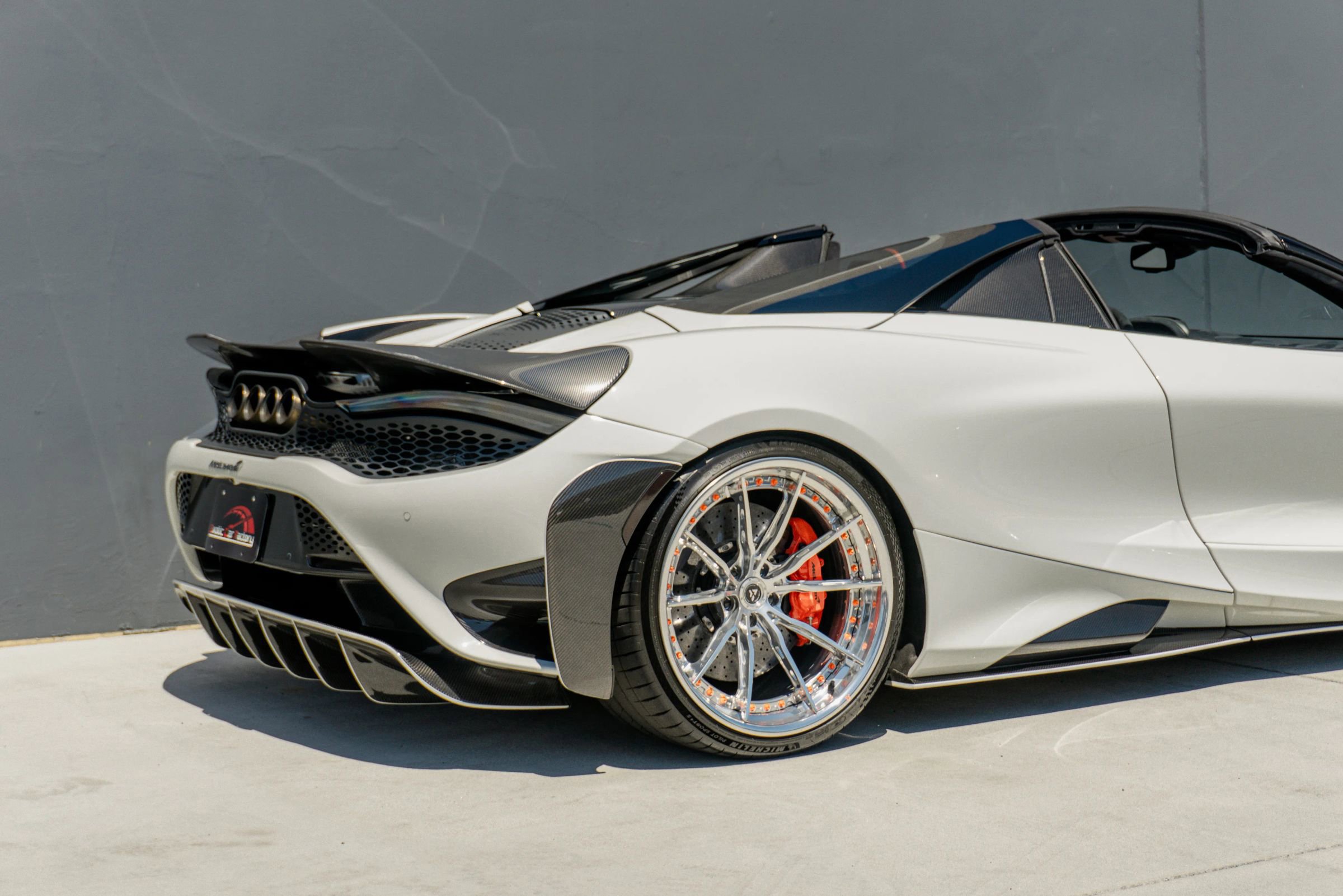 Used 2022 McLaren 765LT photo 45