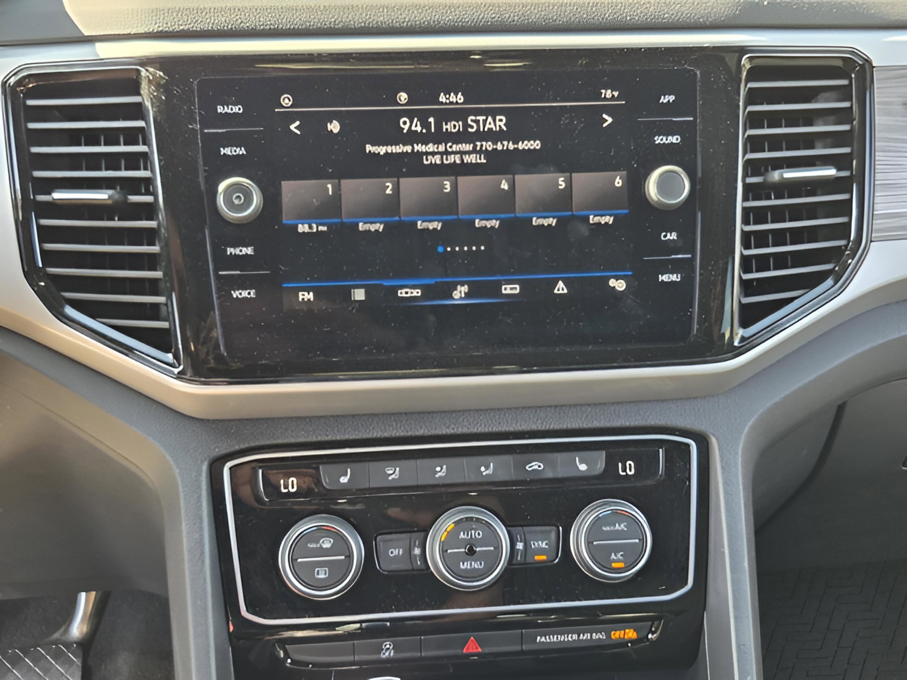 2023 Volkswagen Atlas Cross Sport SE