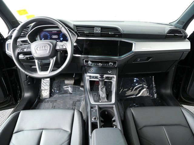 2025 Audi Q3 2.0T Premium Plus