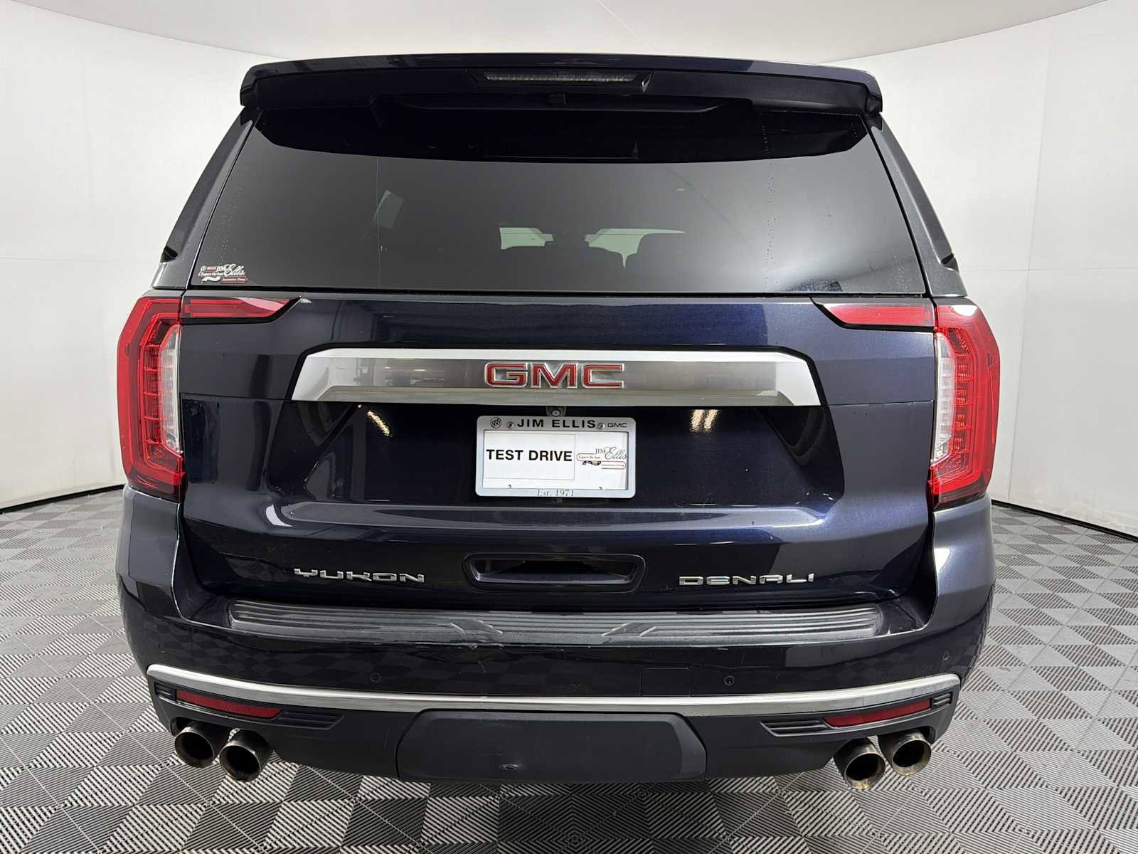 2023 GMC Yukon Denali