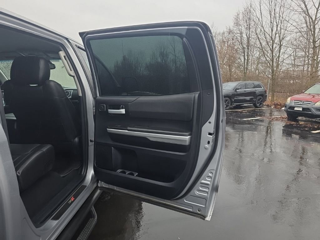 2015 Toyota Tundra SR5