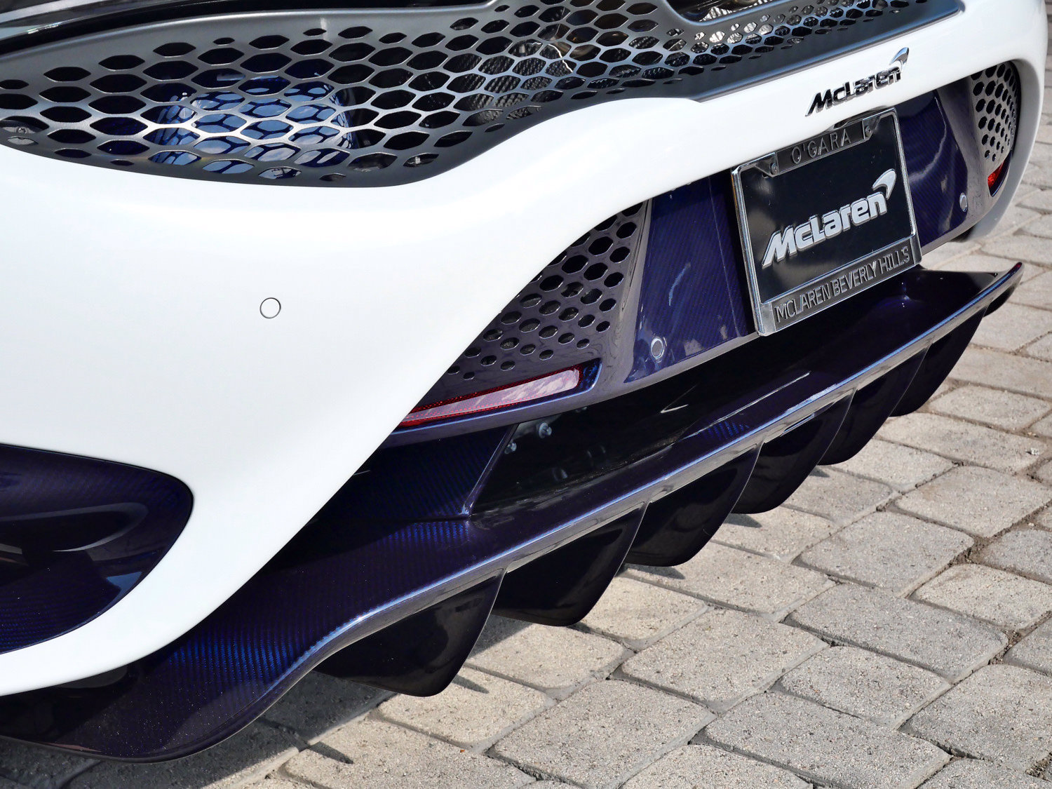 Used 2022 McLaren 765LT photo 29