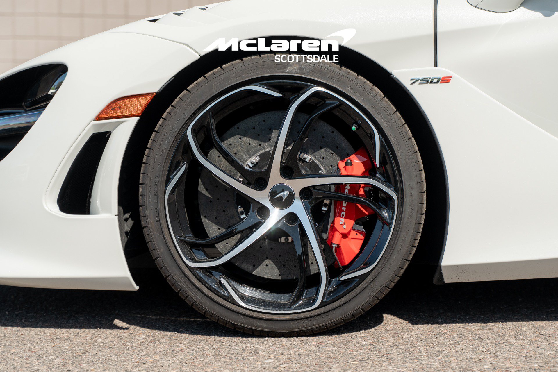 Used 2024 McLaren 750S Spider photo 33