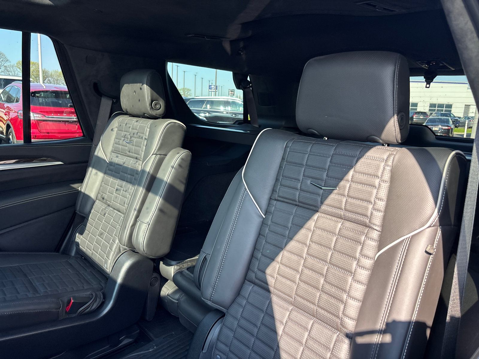 2025 Cadillac Escalade Sport Platinum