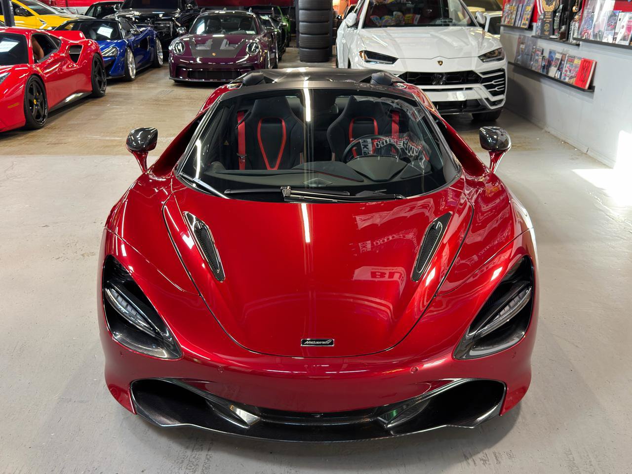 Used 2022 McLaren 720S Spider photo 3