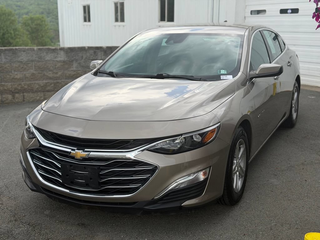 Used 2022 Chevrolet Malibu LS w/ Driver Confidence Package II