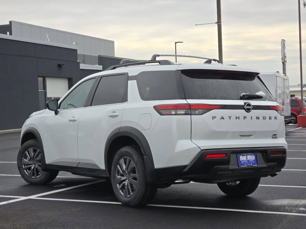 2026 Nissan Pathfinder SV
