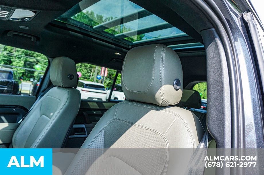 2023 Land Rover Defender 110 S