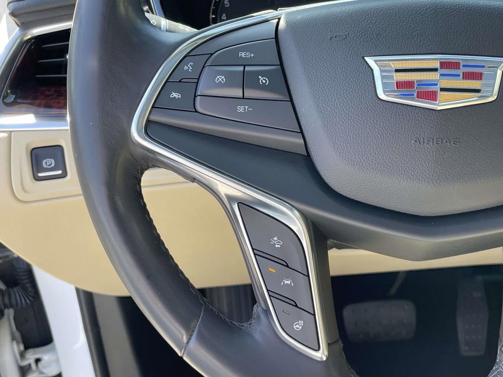2018 Cadillac XT5 Premium Luxury