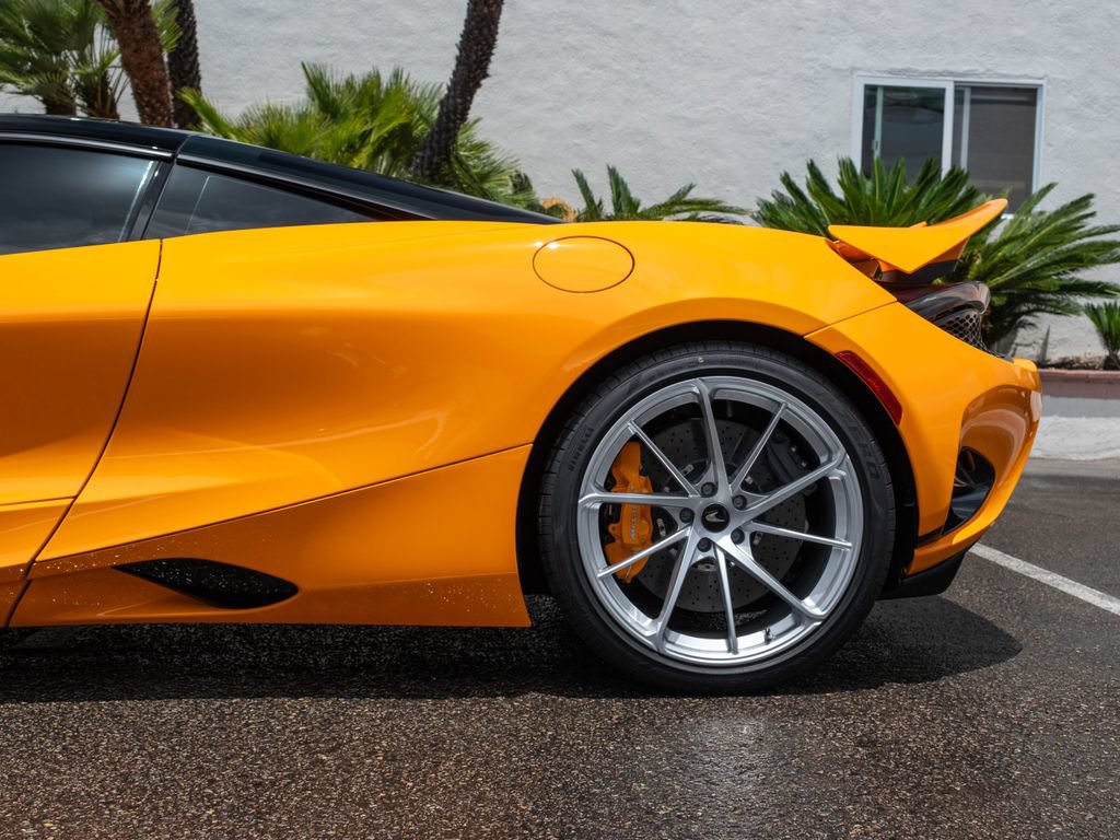 Used 2025 McLaren 750S photo 20